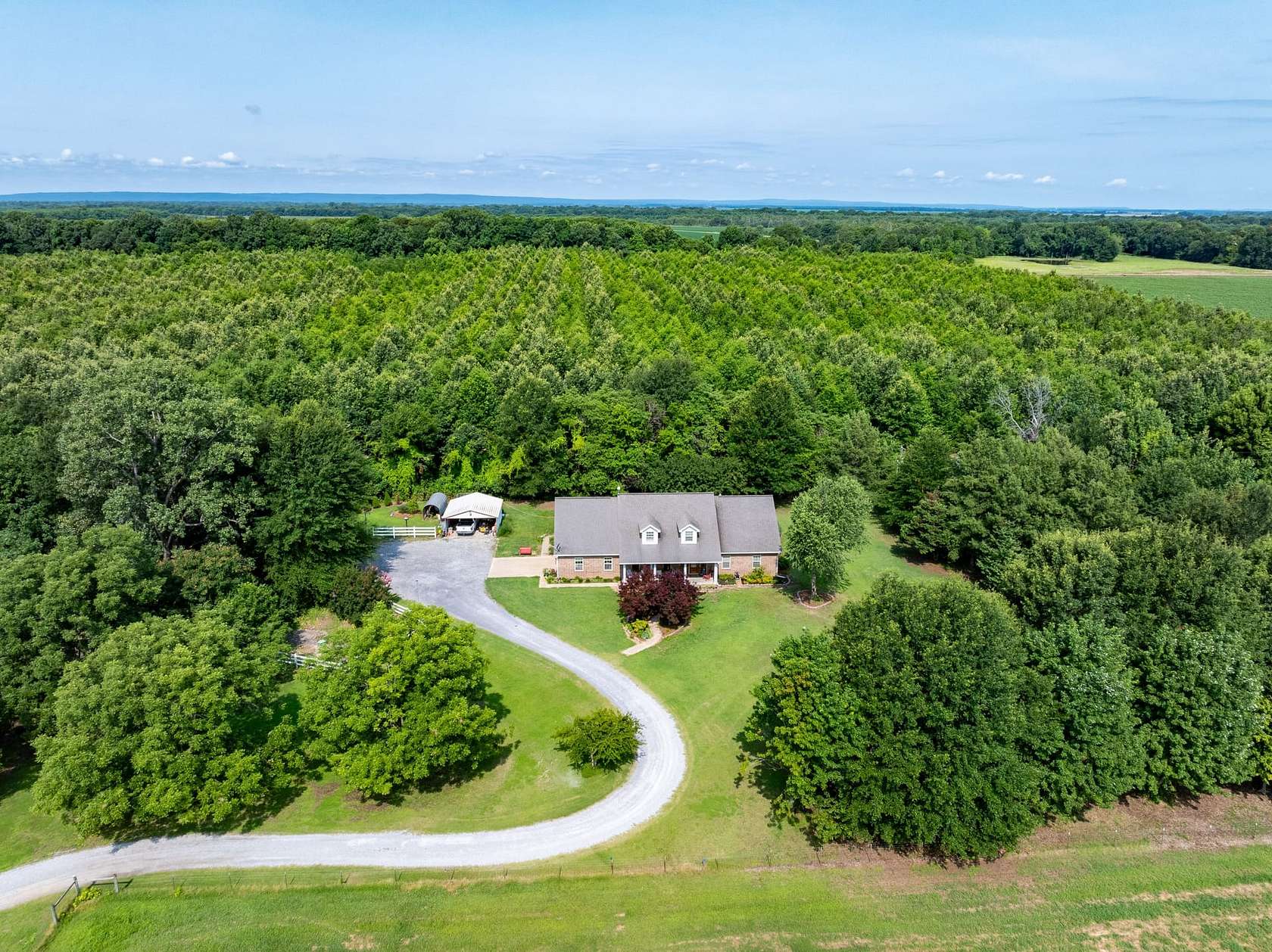 27 Acres of Land with Home for Sale in Newport, Arkansas