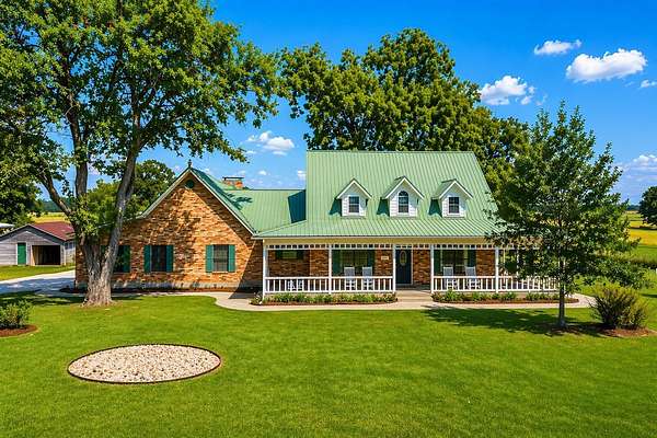 26.2 Acres of Agricultural Land with Home for Sale in Emory, Texas