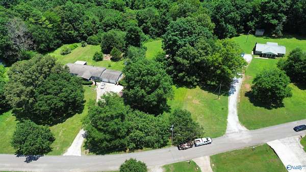 1 Acre of Residential Land for Auction in Elkmont, Alabama