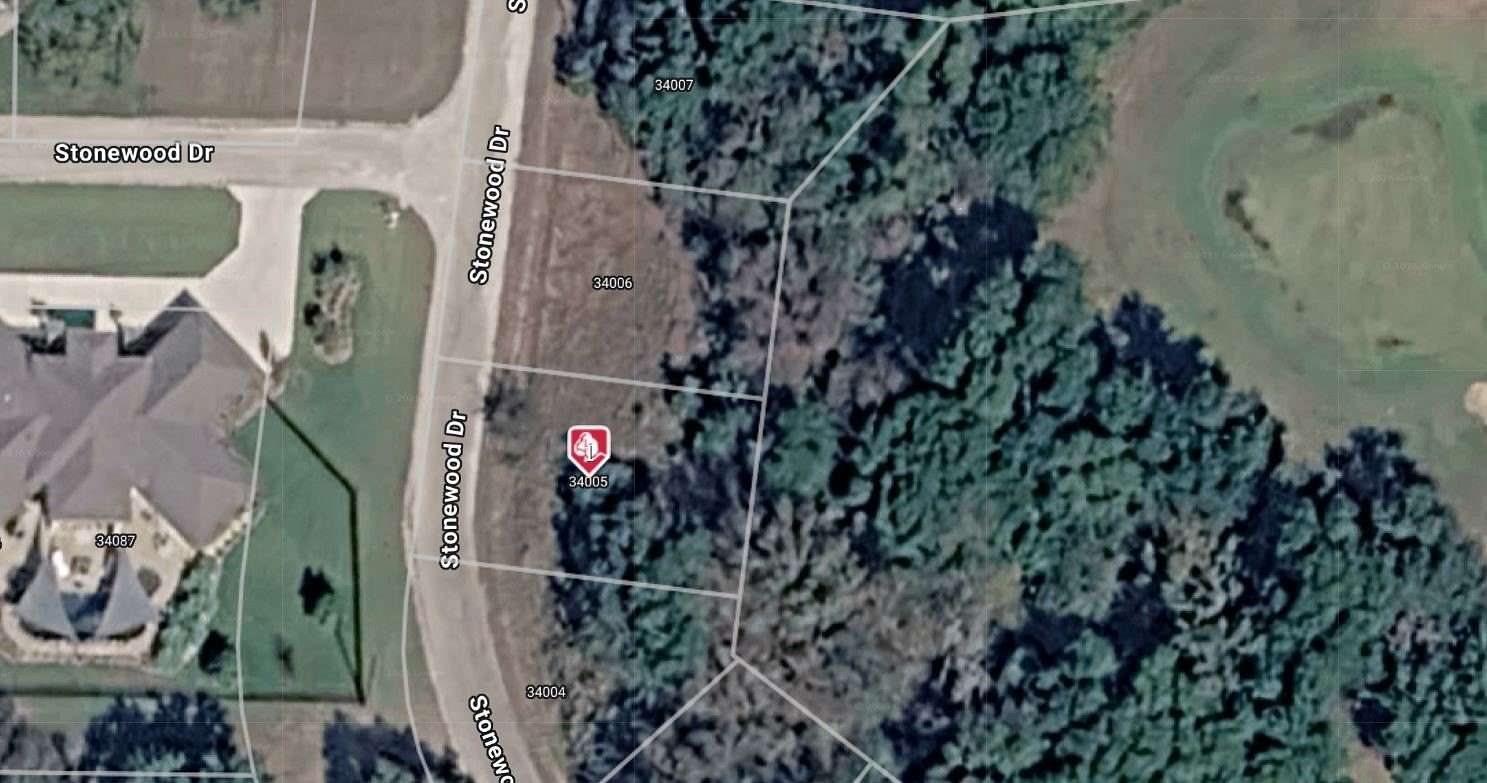 0.13 Acres of Residential Land for Sale in Whitney, Texas