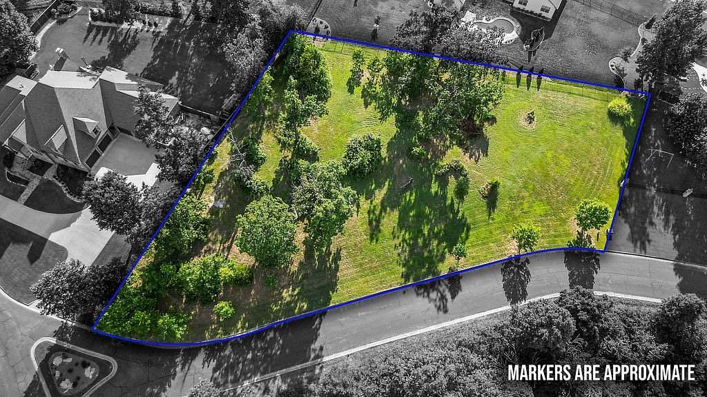 0.86 Acres of Residential Land for Sale in Bentonville, Arkansas