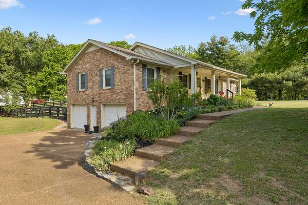 2 Acres of Land with Home for Sale in Thompson's Station, Tennessee