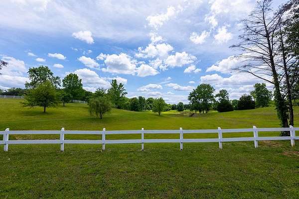 11 Acres of Land for Auction in Rock Island, Tennessee
