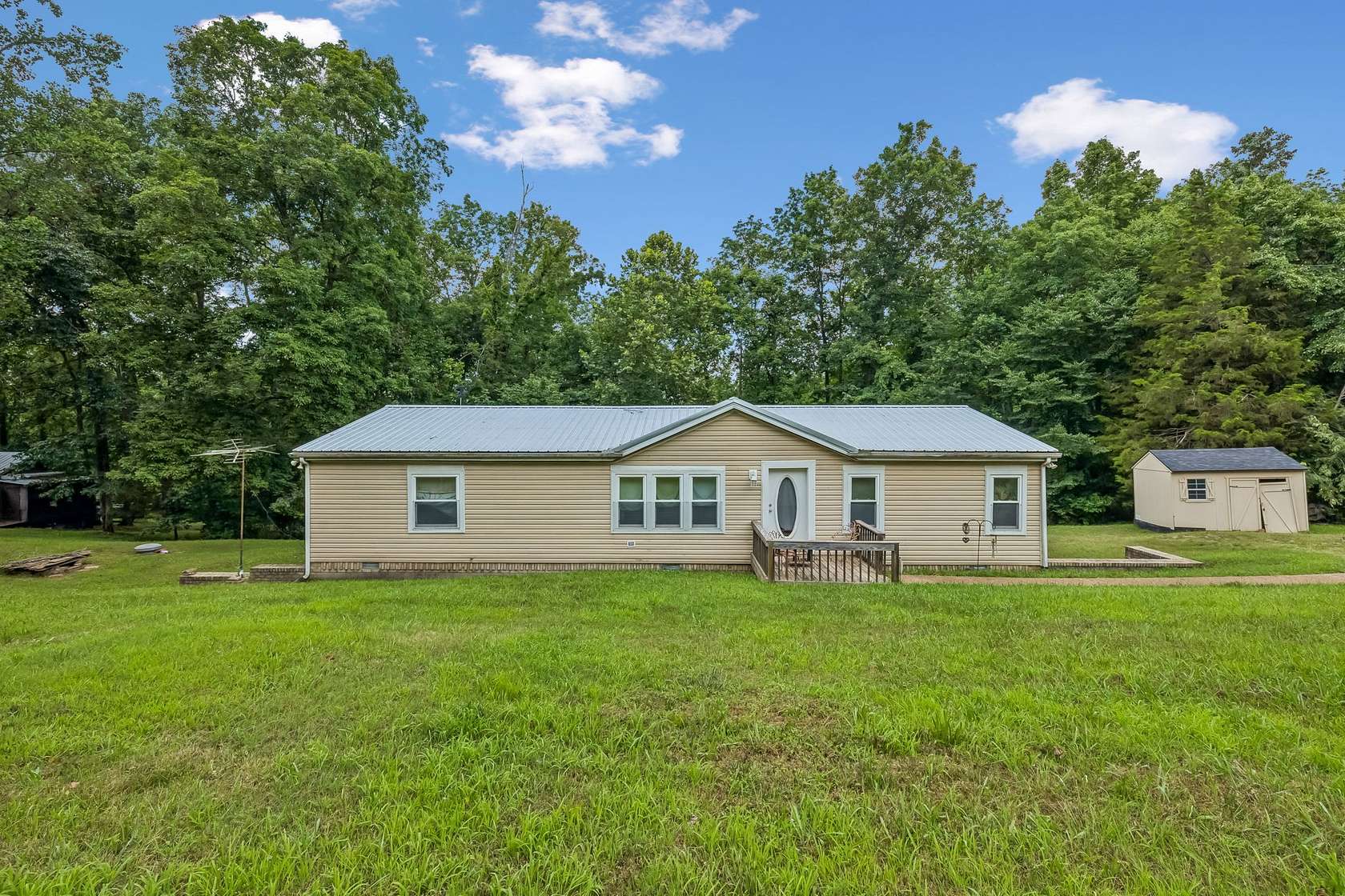 1.53 Acres of Land with Home for Sale in Lyles, Tennessee