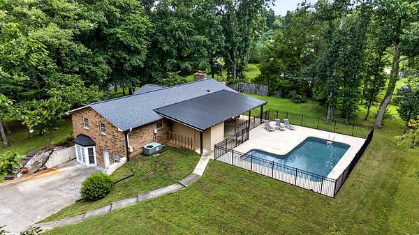 2.16 Acres of Land with Home for Sale in Fairview, Tennessee