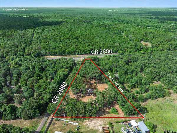 3 Acres of Mixed-Use Land for Sale in Mineola, Texas