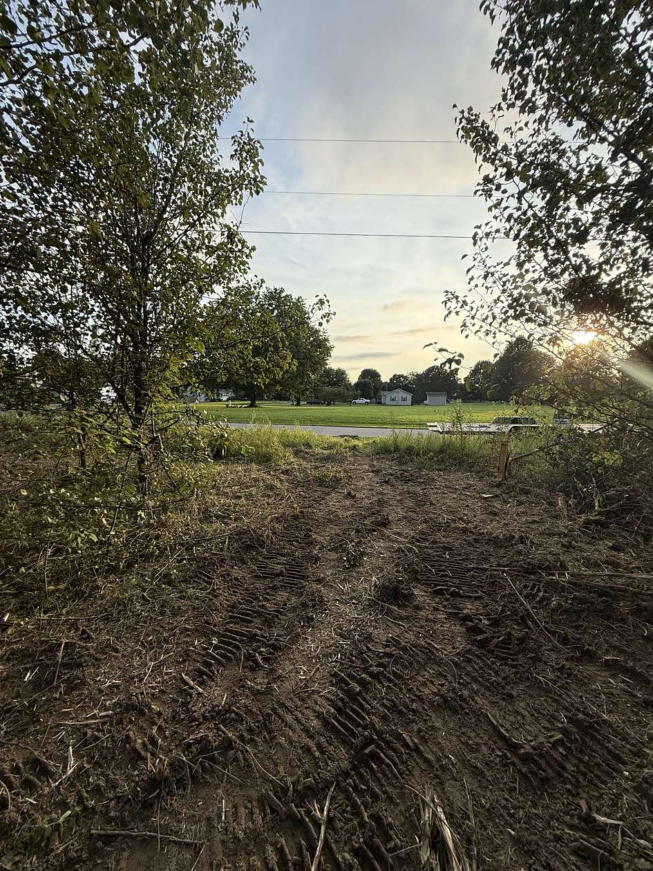 1.6 Acres of Residential Land for Sale in Sparta, Tennessee