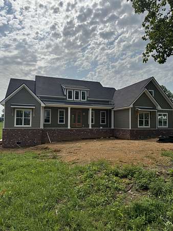 4.16 Acres of Land with Home for Sale in Lebanon, Tennessee