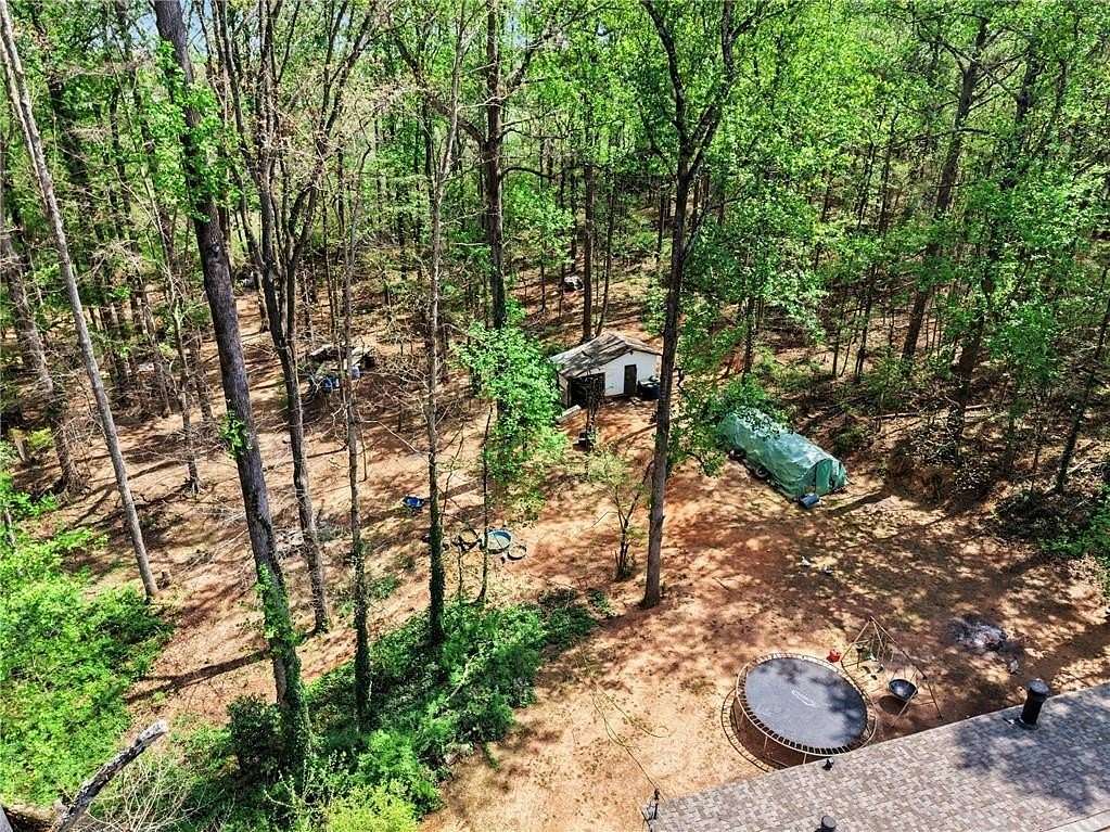 5.6 Acres of Land with Home for Sale in Jefferson, Georgia