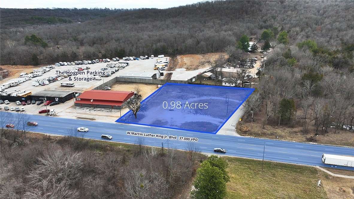 0.98 Acres of Commercial Land for Sale in Fayetteville, Arkansas
