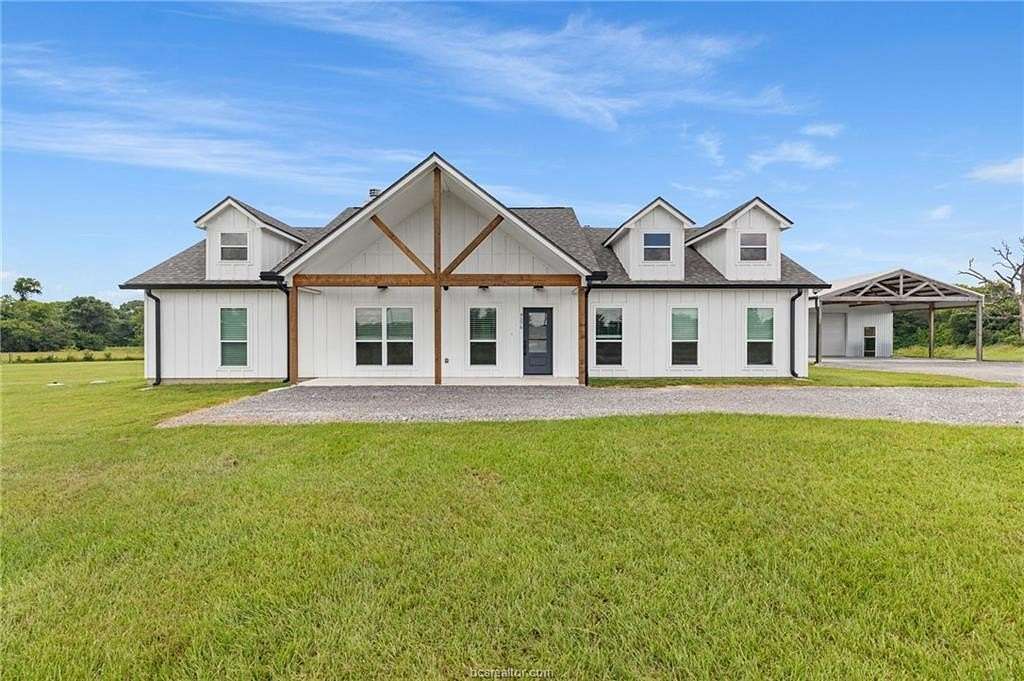 3.5 Acres of Land with Home for Sale in North Zulch, Texas