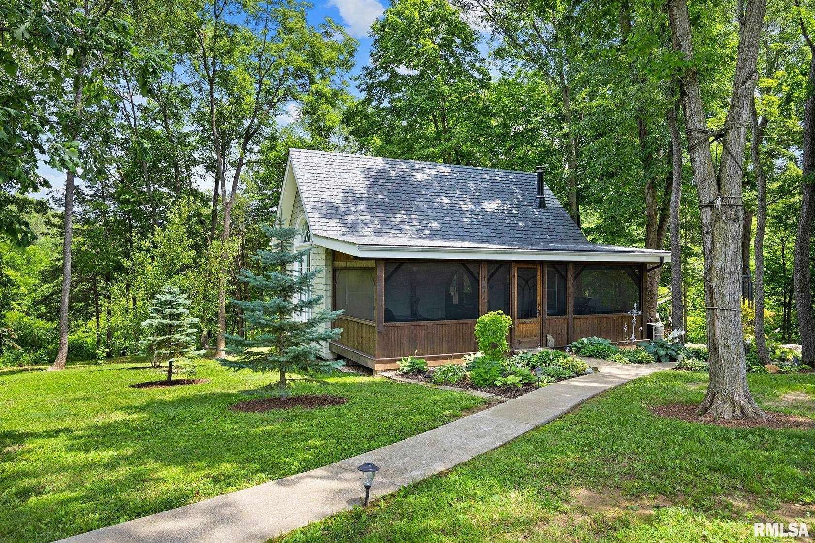 66.3 Acres of Improved Land for Sale in Elmwood, Illinois