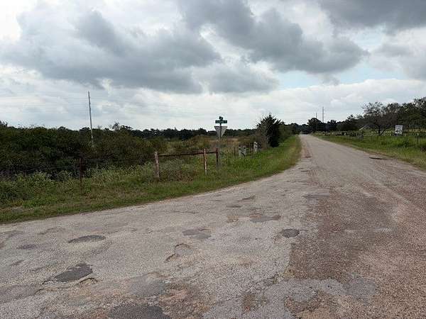 53 Acres of Recreational Land for Sale in Giddings, Texas