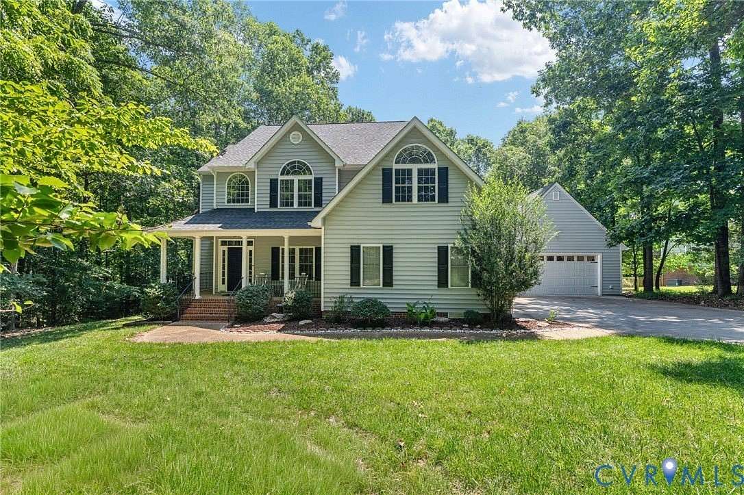 2.48 Acres of Land with Home for Sale in Chesterfield, Virginia