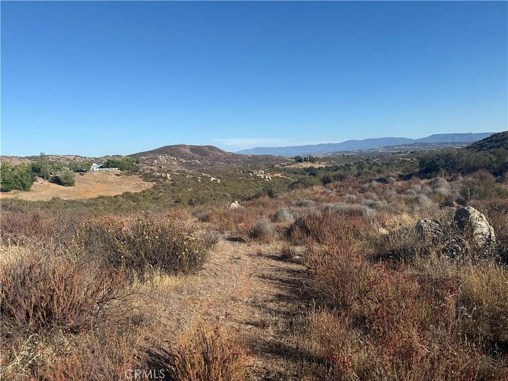 19.7 Acres of Land for Sale in Temecula, California