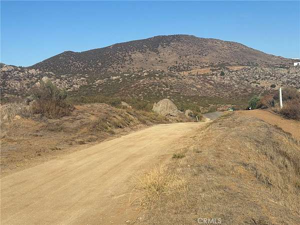 19.7 Acres of Land for Sale in Temecula, California