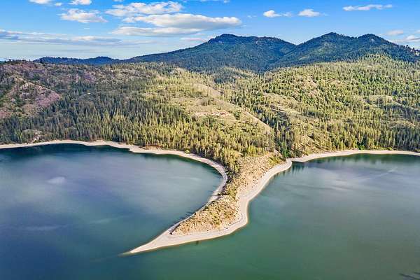 20 Acres of Recreational & Residential Land for Sale in Davenport, Washington