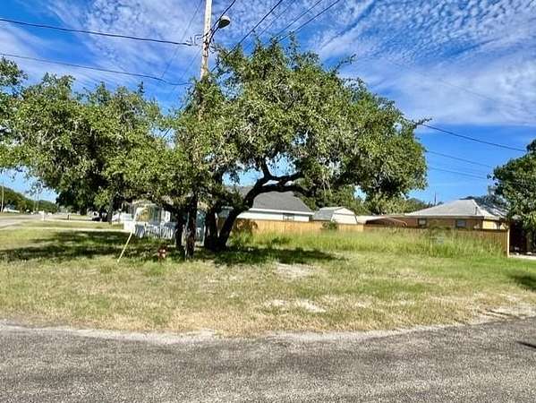 0.06 Acres of Residential Land for Sale in Rockport, Texas