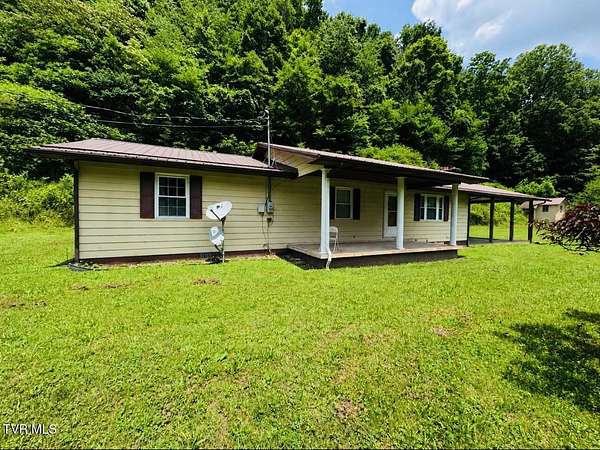 3.54 Acres of Land with Home for Sale in Grundy, Virginia