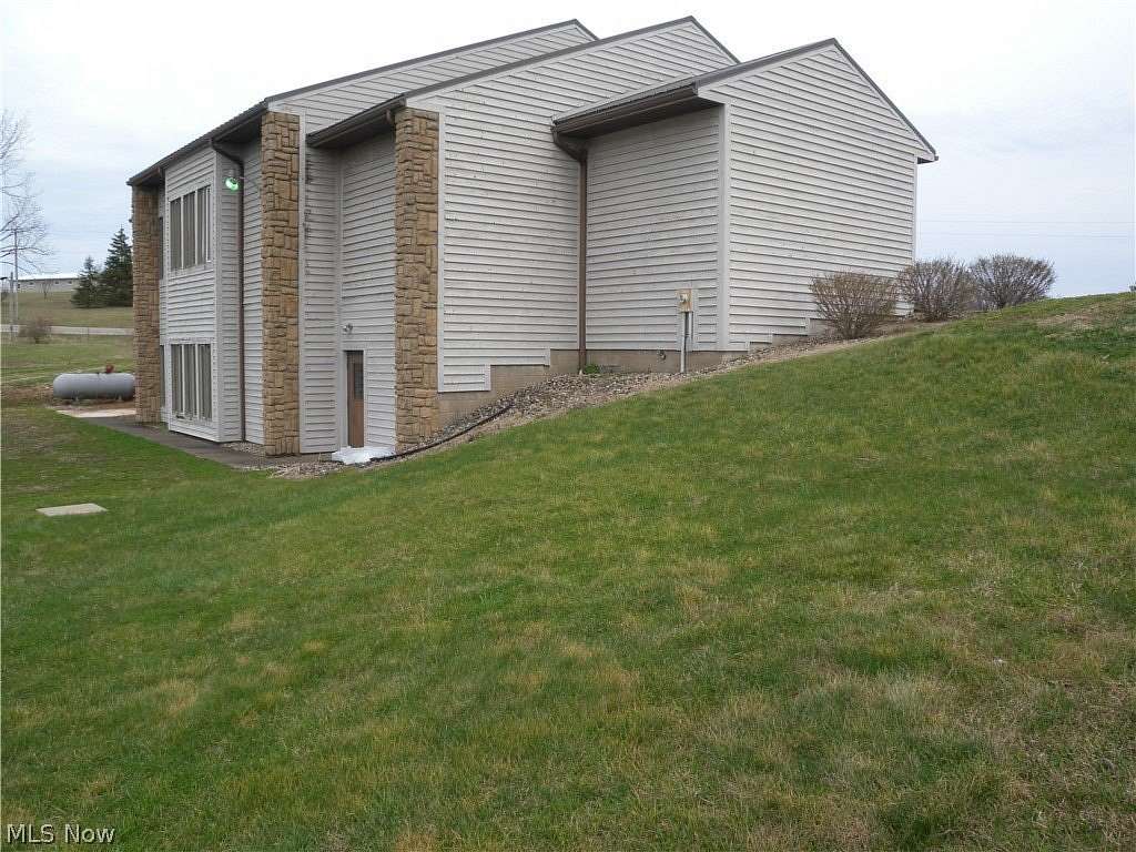 2 Acres of Residential Land for Sale in Beverly, Ohio