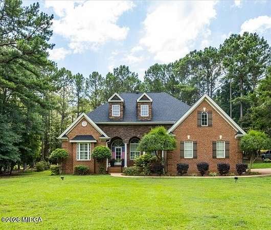 13.5 Acres of Land with Home for Sale in Forsyth, Georgia