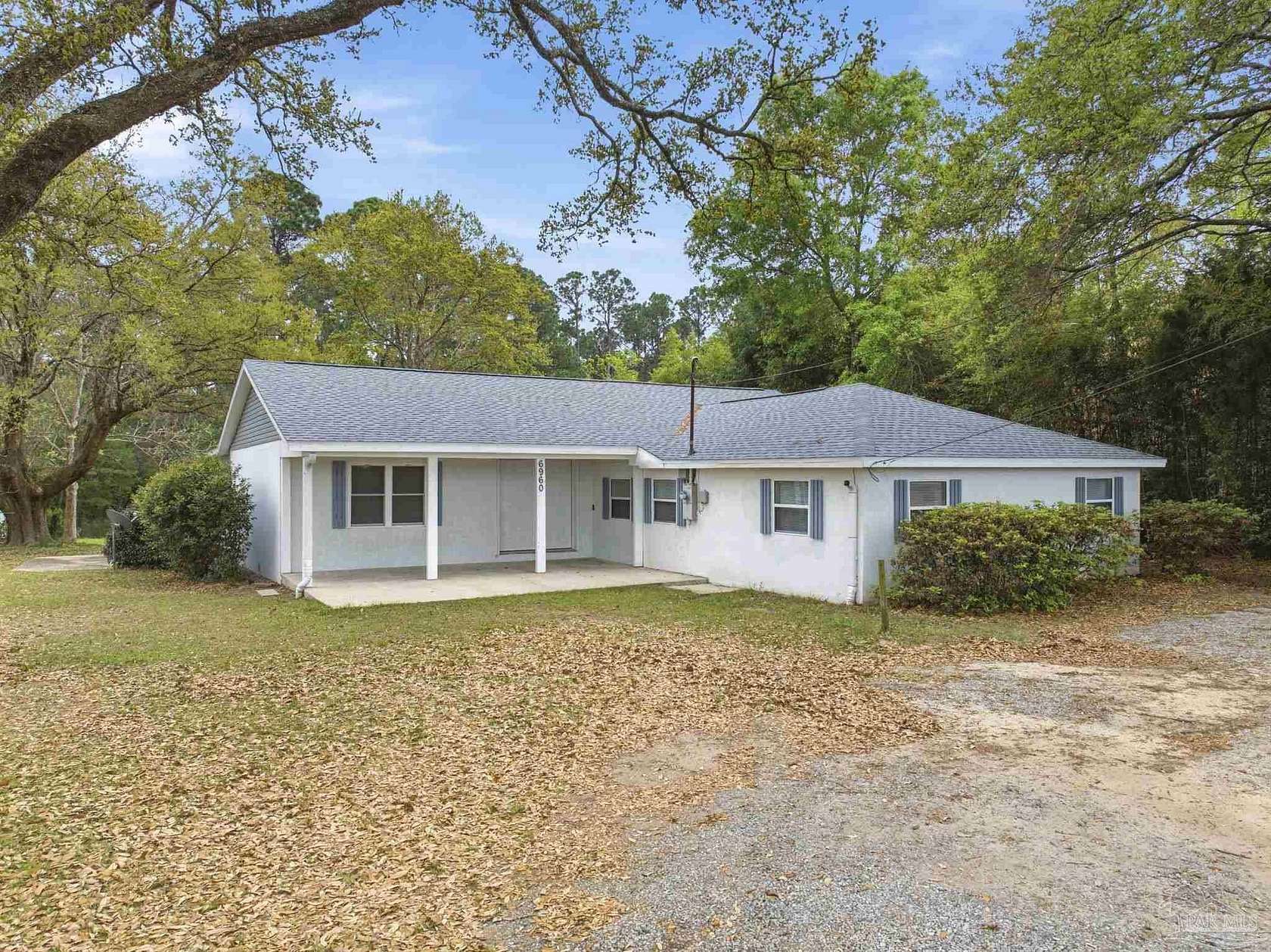3 Acres of Land with Home for Lease in Pensacola, Florida