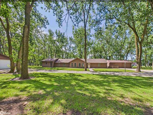 10.2 Acres of Land with Home for Sale in Ottumwa, Iowa
