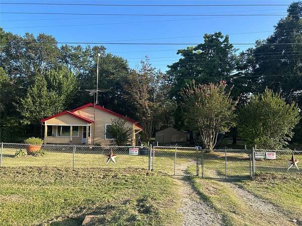 43.5 Acres of Land with Home for Sale in Terrell, Texas