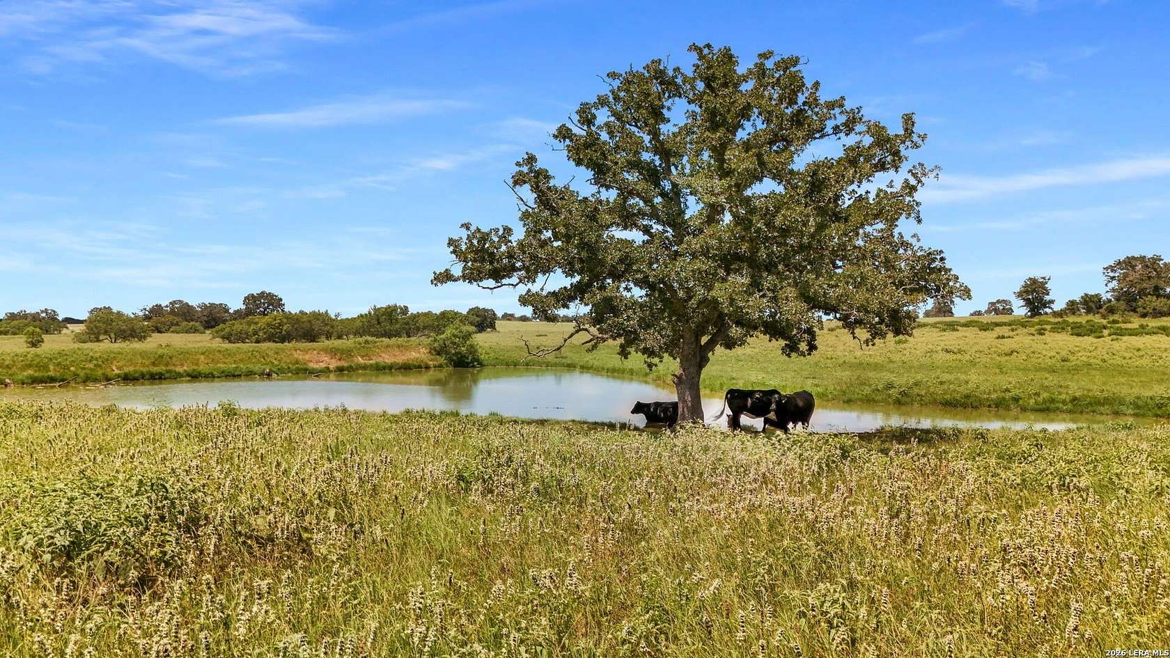 3 Acres of Residential Land for Sale in Luling, Texas
