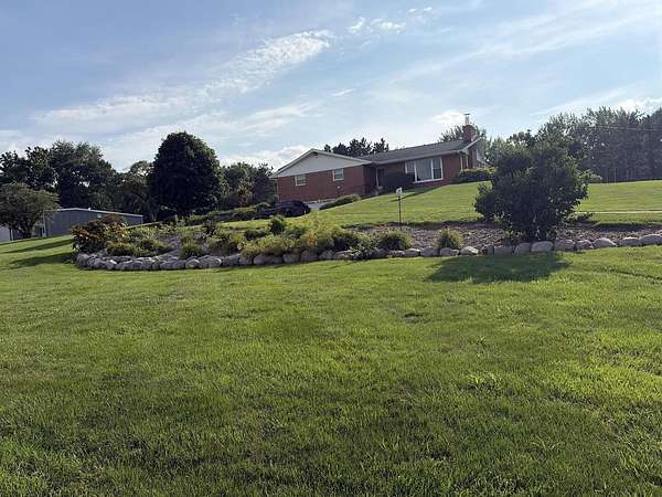 9.1 Acres of Land with Home for Sale in Springfield, Illinois