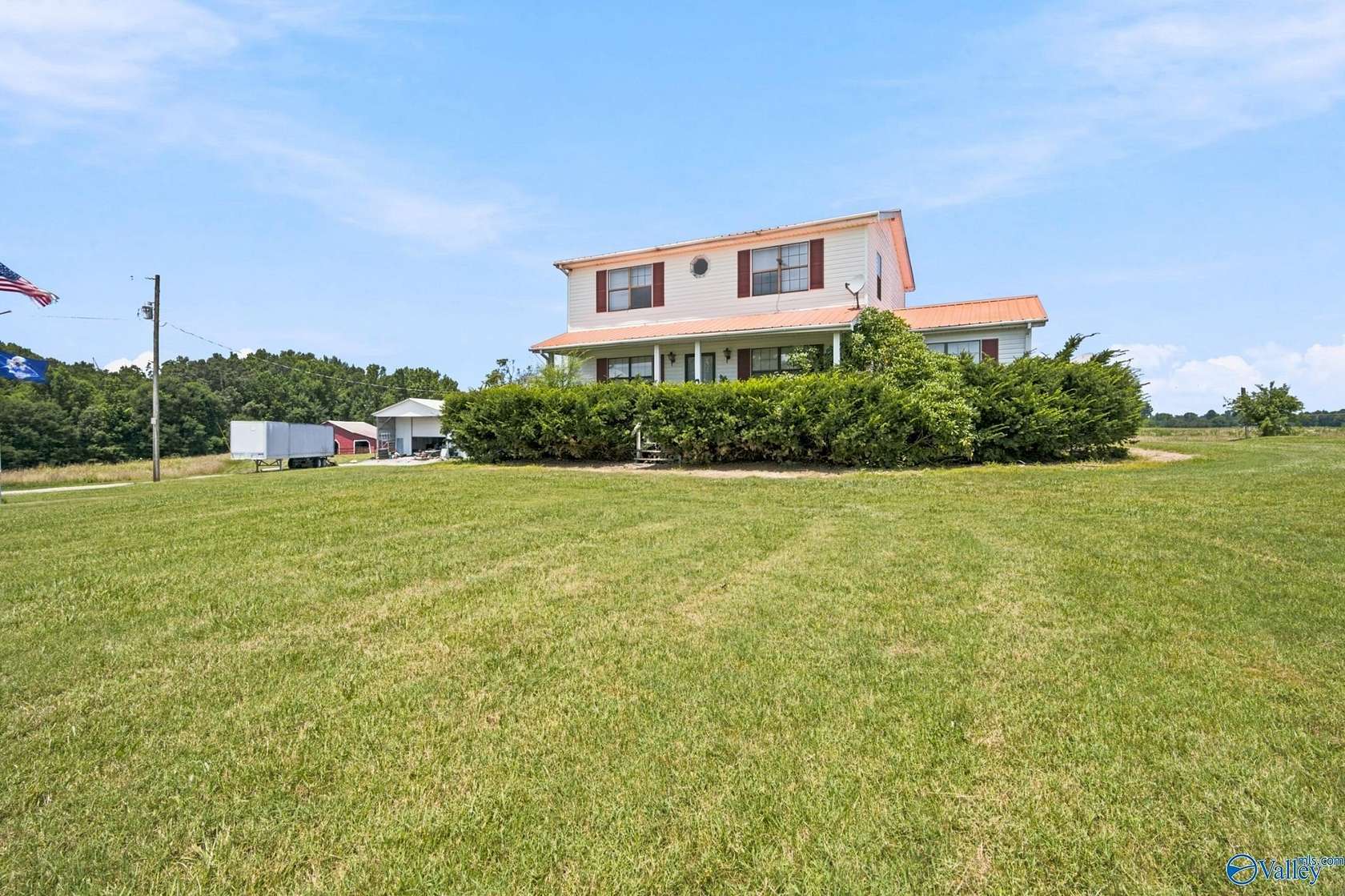 30 Acres of Agricultural Land with Home for Sale in Section, Alabama