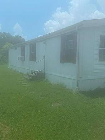 4.17 Acres of Land with Home for Lease in Kingston, Georgia
