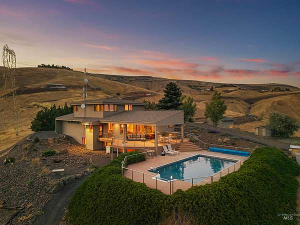 6.19 Acres of Land with Home for Sale in Lewiston, Idaho