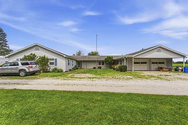 1.79 Acres of Land with Home for Sale in Mahomet, Illinois