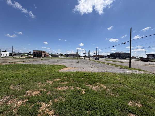 0.3 Acres of Commercial Land for Sale in Mayfield, Kentucky
