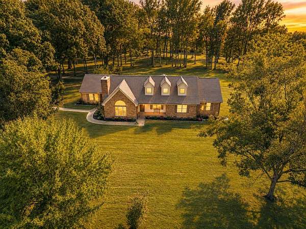 13 Acres of Land with Home for Sale in Rossville, Tennessee