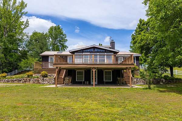17.2 Acres of Land with Home for Auction in Rock Island, Tennessee