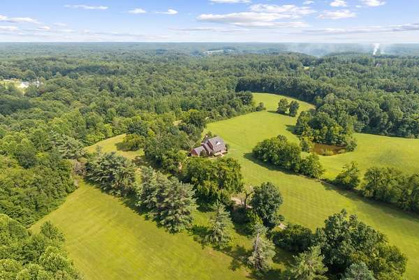 43.8 Acres of Land with Home for Sale in Franklin, Tennessee
