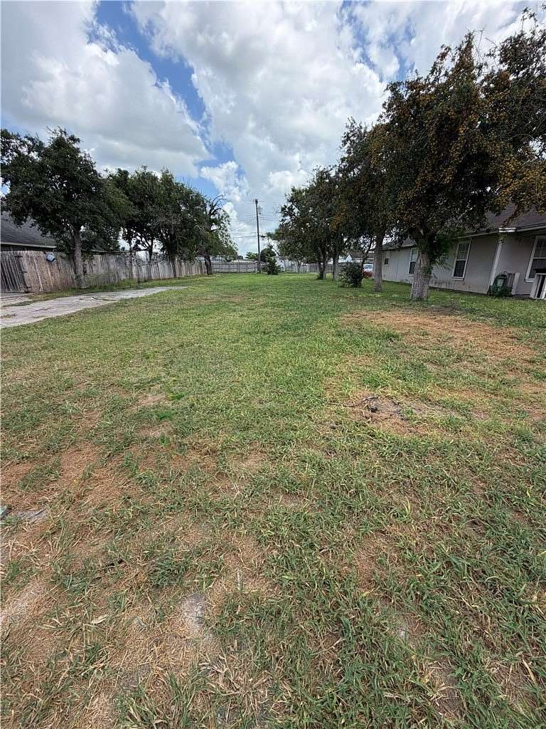 0.16 Acres of Residential Land for Sale in Kingsville, Texas