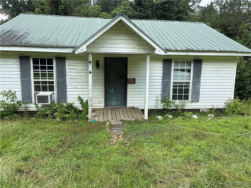 1.87 Acres of Land with Home for Sale in Fayette, Alabama