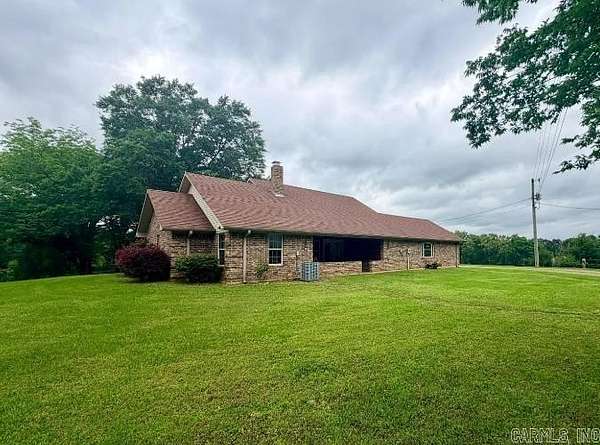 9.54 Acres of Land with Home for Sale in Lockesburg, Arkansas