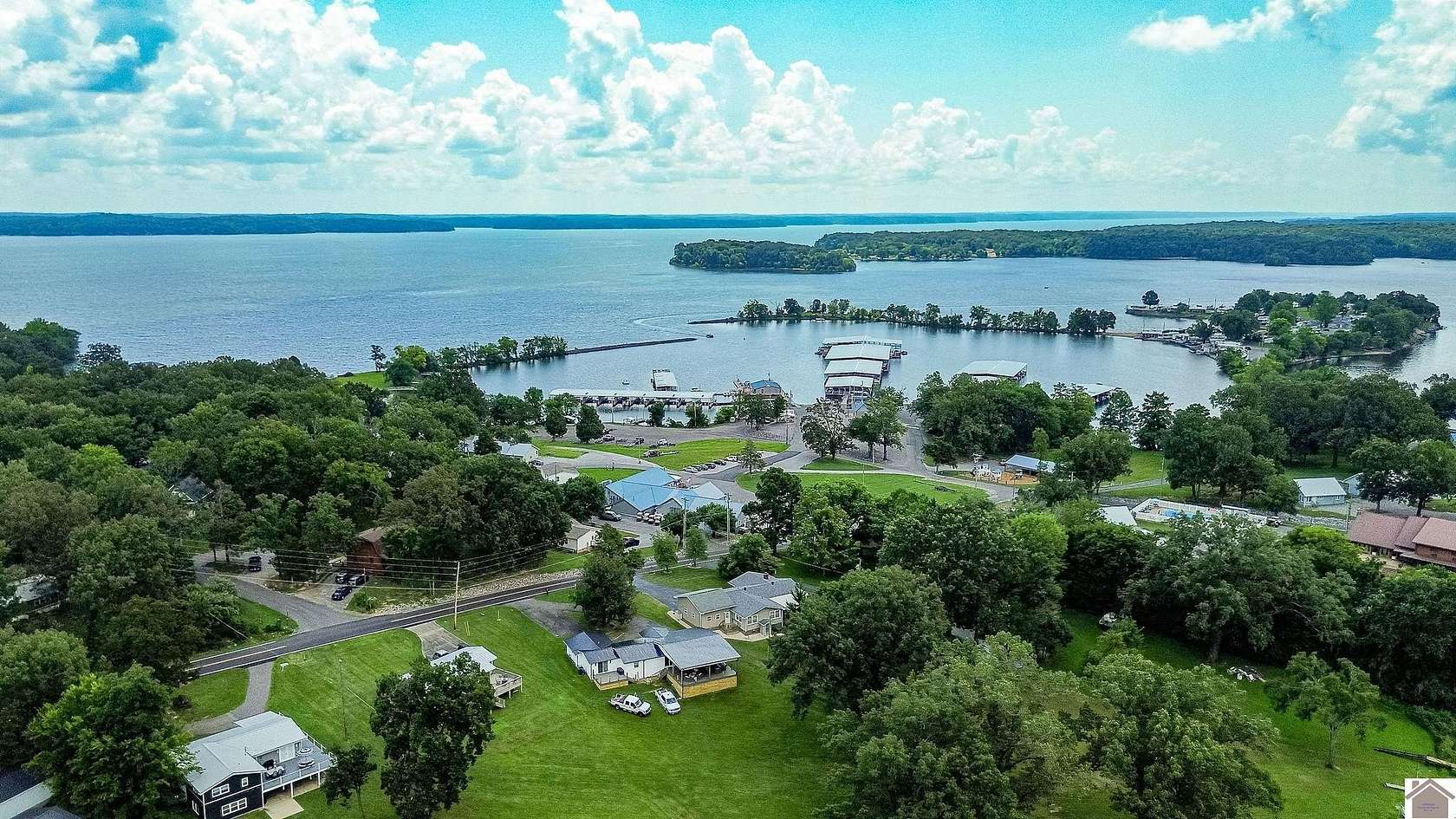2.12 Acres of Improved Mixed-Use Land for Sale in Gilbertsville, Kentucky