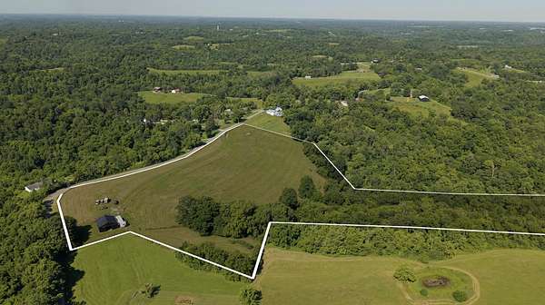 21 Acres of Recreational Land for Sale in Nicholasville, Kentucky