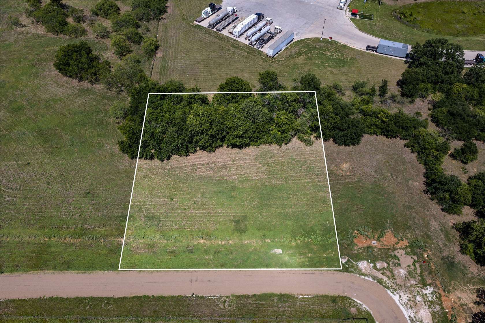 1 Acre of Residential Land for Sale in Whitney, Texas