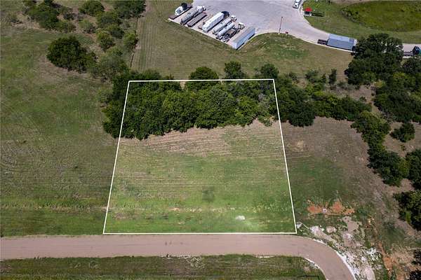 1 Acre of Residential Land for Sale in Whitney, Texas