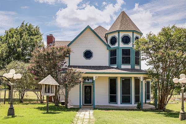 3 Acres of Land with Home for Sale in Joshua, Texas