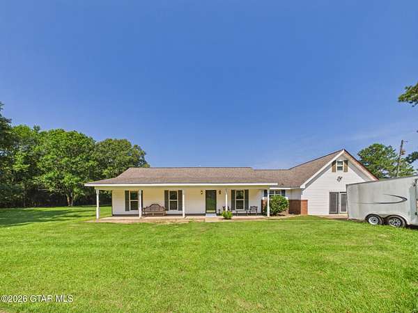 5.6 Acres of Land with Home for Sale in Columbus, Mississippi