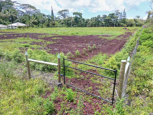 1 Acre of Residential Land for Sale in Pahoa, Hawaii