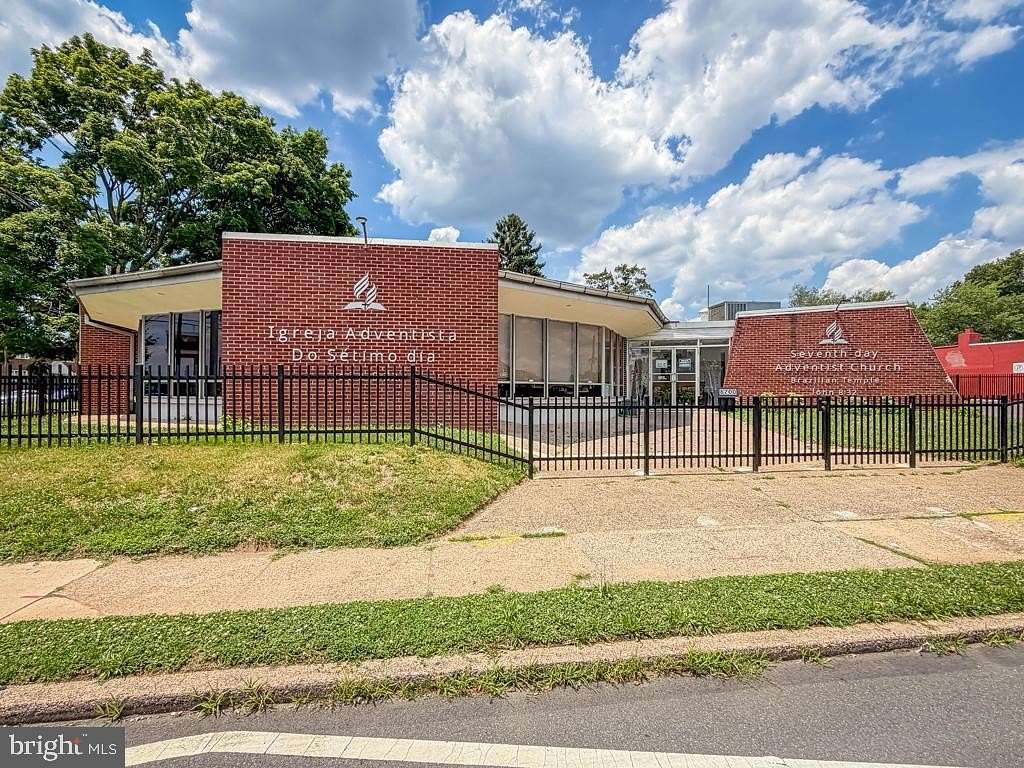 0.49 Acres of Commercial Land for Sale in Philadelphia, Pennsylvania