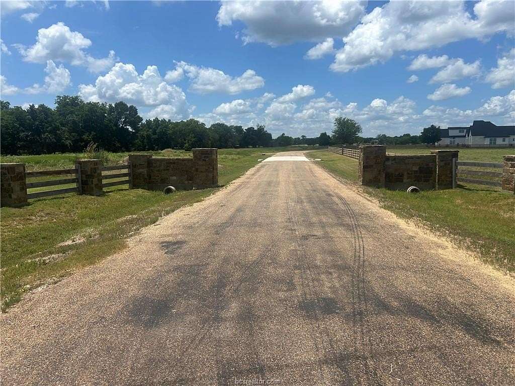 11.6 Acres of Land for Sale in Franklin, Texas